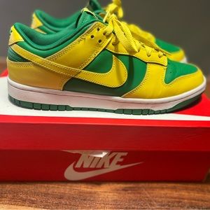 Nike low dunk Brazil reverse size 9 (men)